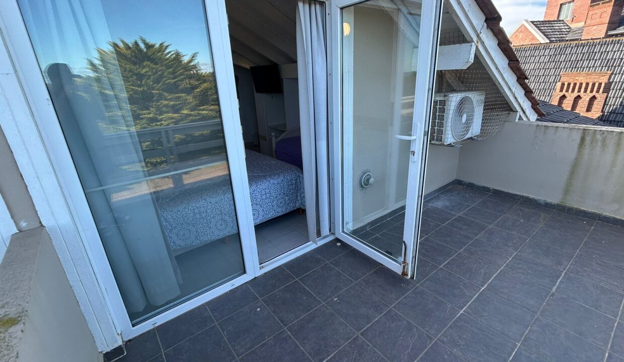 6f0526d0-86e8-4e99-9d29-bb0dfe9a30e3