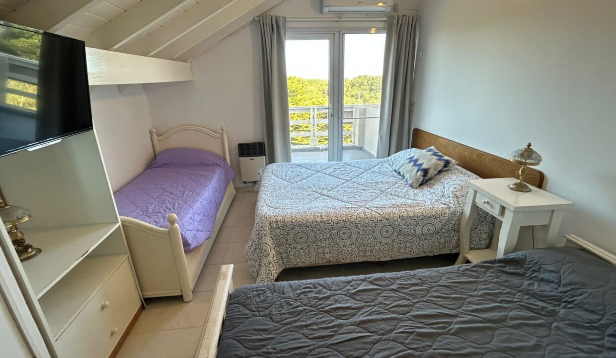 706740a6-d78d-4cc6-a9a1-a1e33b22f24b