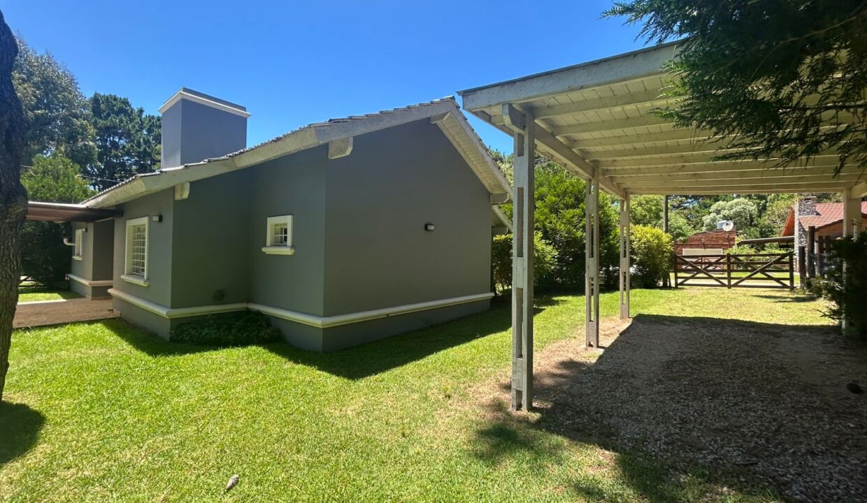 WhatsApp Image 2025-12-13 at 6.21.01 PM