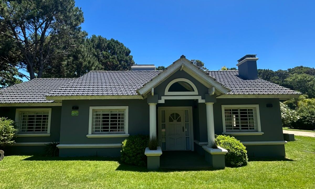 WhatsApp Image 2025-12-13 at 6.21.03 PM