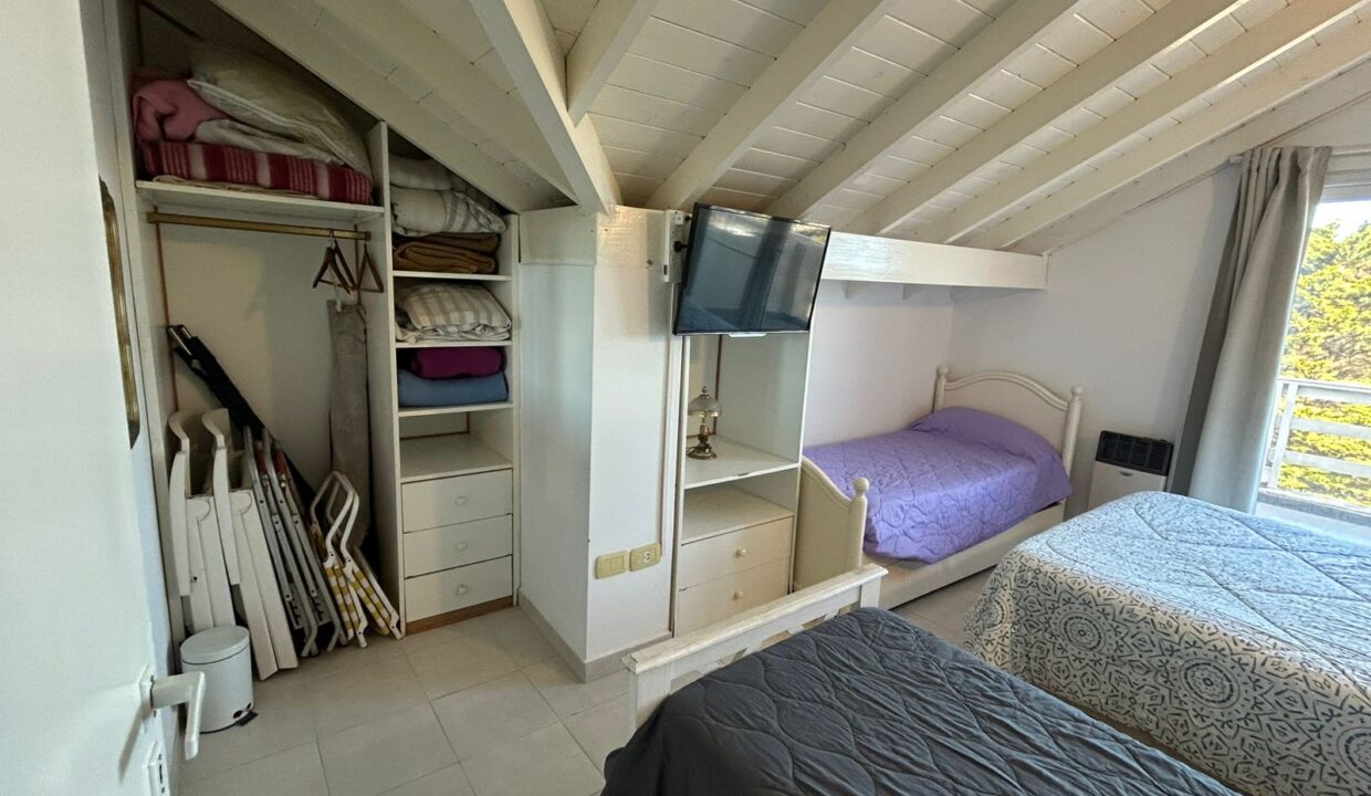 befbe6f8-a876-40b1-abf4-540bd4463262