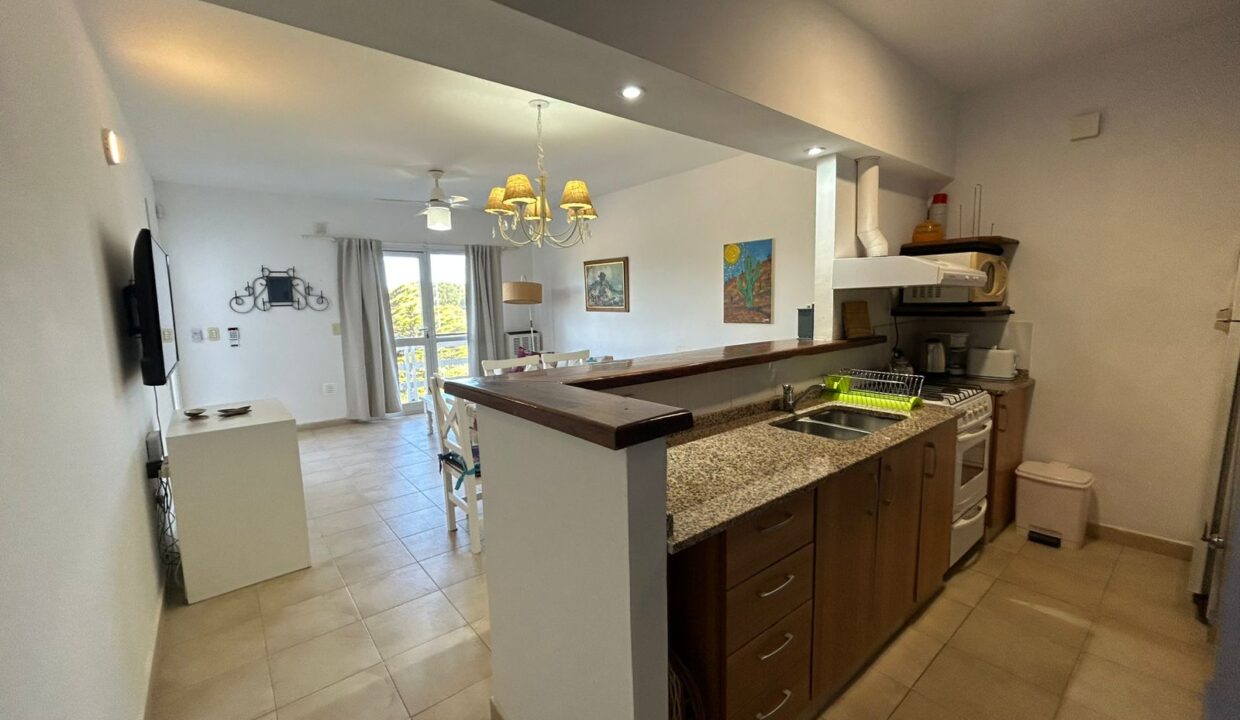 d2a67fc1-4d2f-4519-b16e-f90dad758fc8