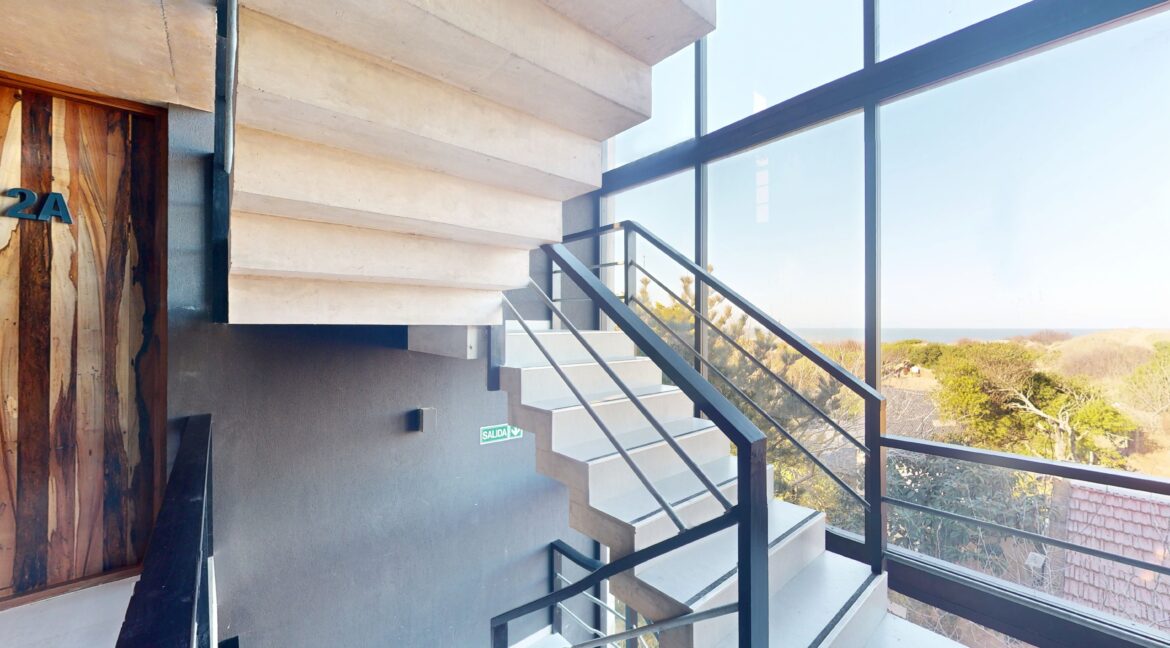 Escalera (1)