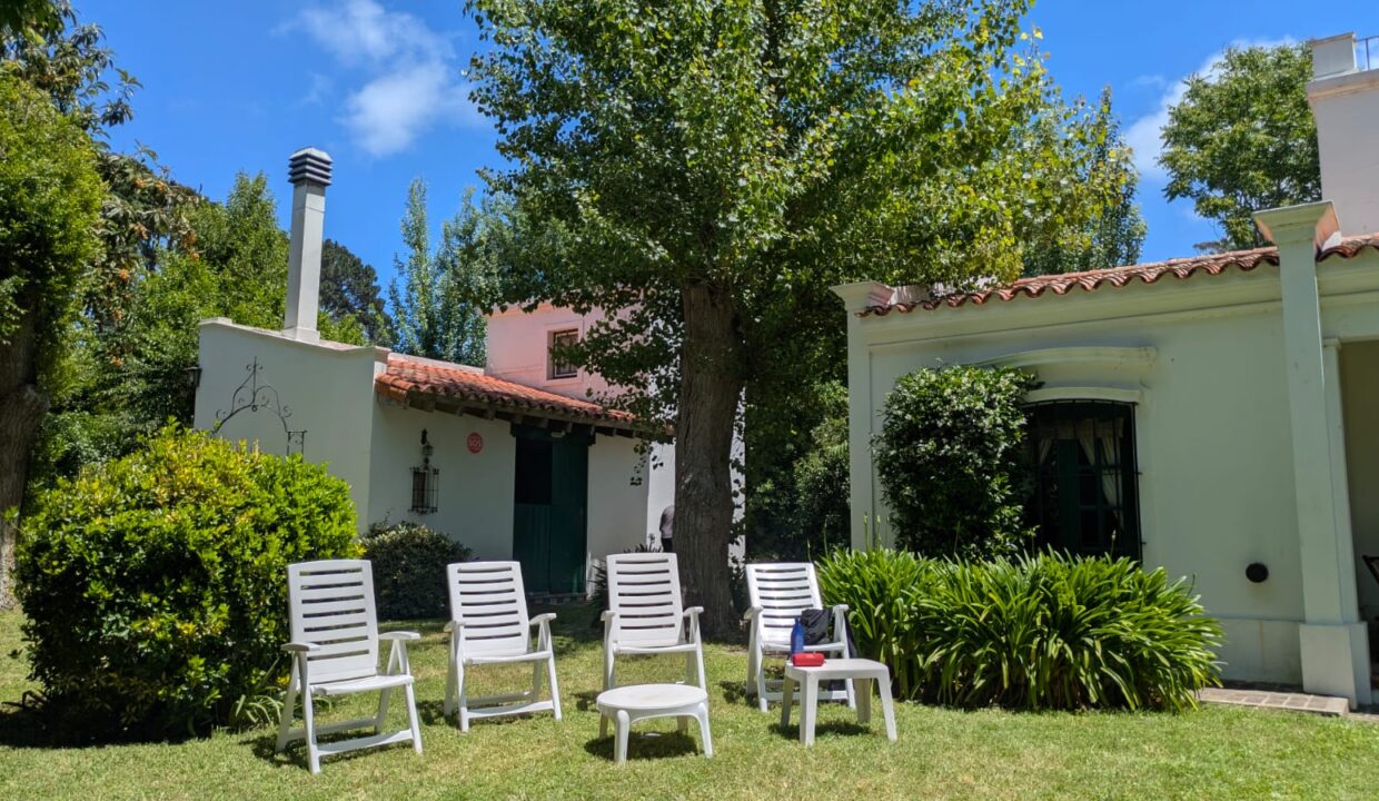 WhatsApp Image 2025-12-09 at 11.27.27 AM