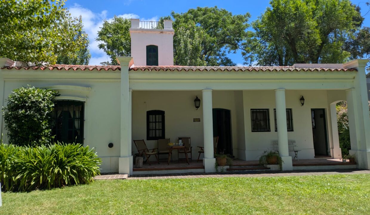 WhatsApp Image 2025-12-09 at 11.27.31 AM