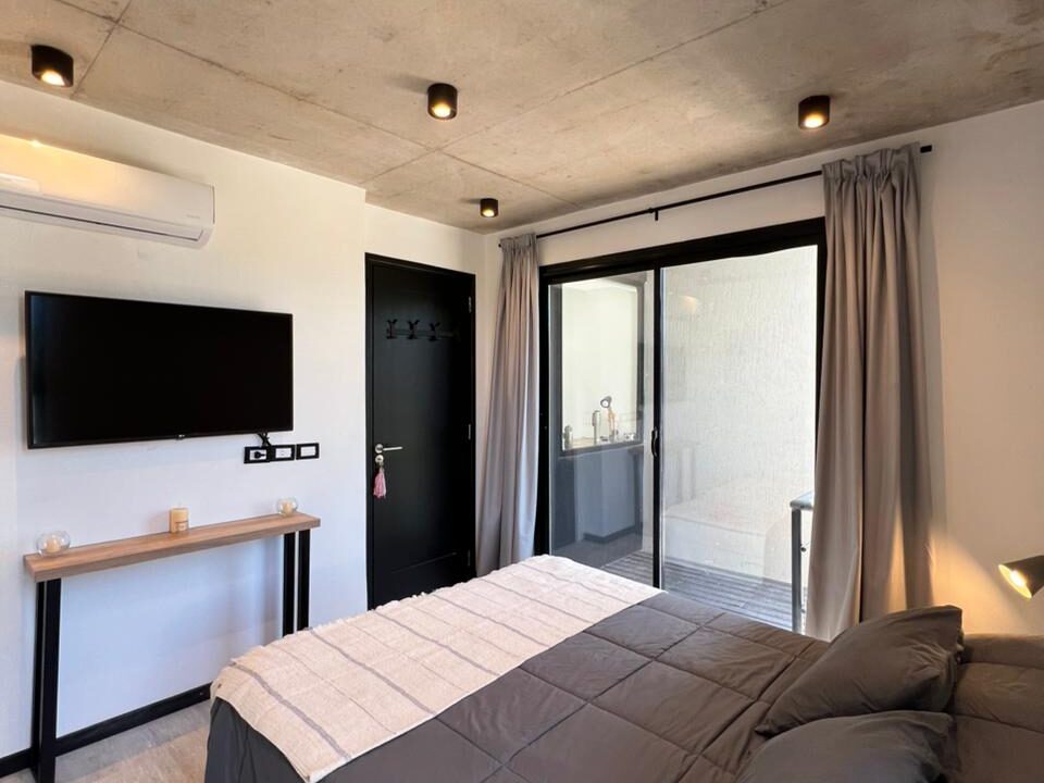 WhatsApp Image 2025-12-17 at 7.22.40 PM (2)